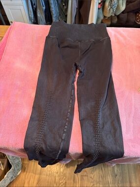 Girls Black Ribbed-Waist Leggings with Side Stitch Detail